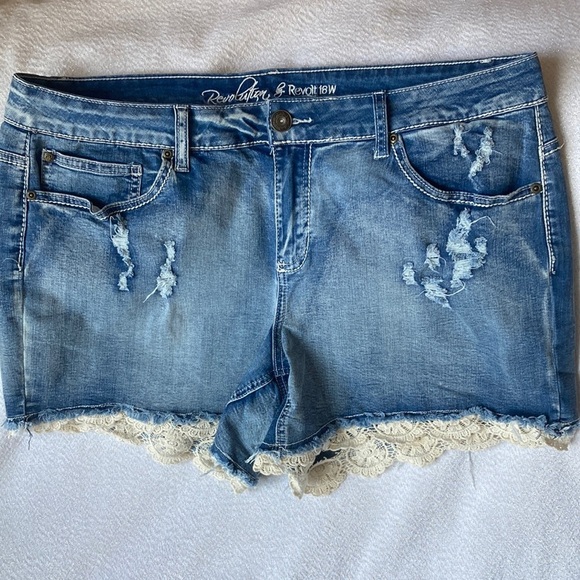 Revolution by Revolt Denim Distressed Lace Hem Shorts Size 18W - Picture 1 of 9